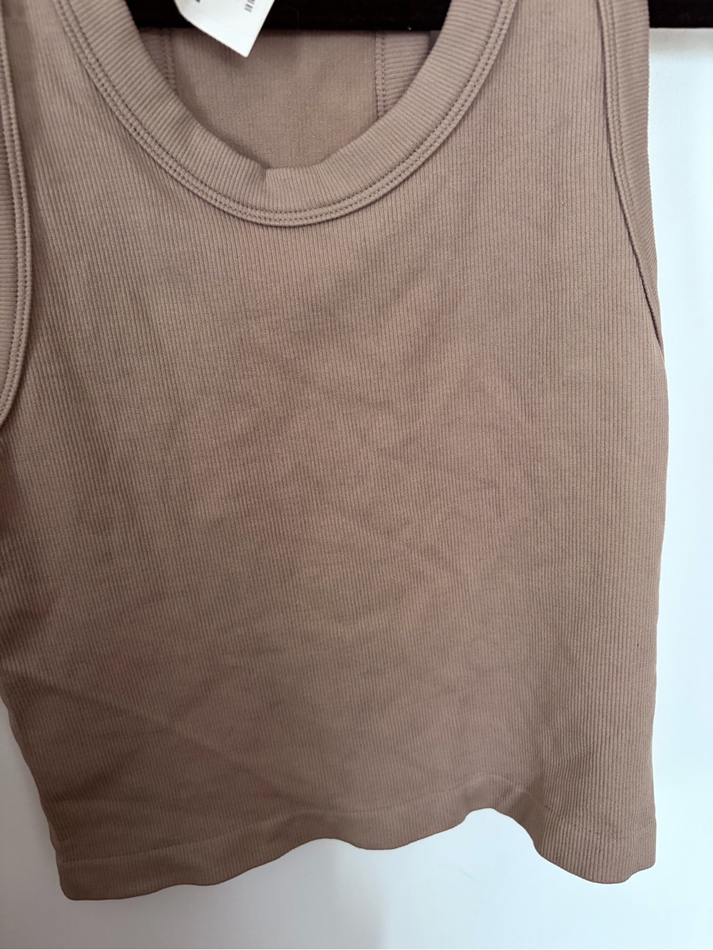 90 degrees By Reflex Scoop neck crop neck tank top - - Picture 6 of 7